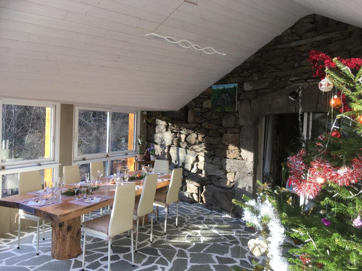 Chambres D'Hotes Le Lepadou-Bas Saint-Chély-dʼAubrac Kültér fotó