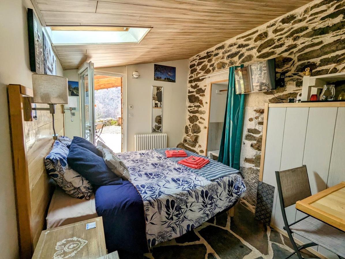 Chambres D'Hotes Le Lepadou-Bas Saint-Chély-dʼAubrac Kültér fotó