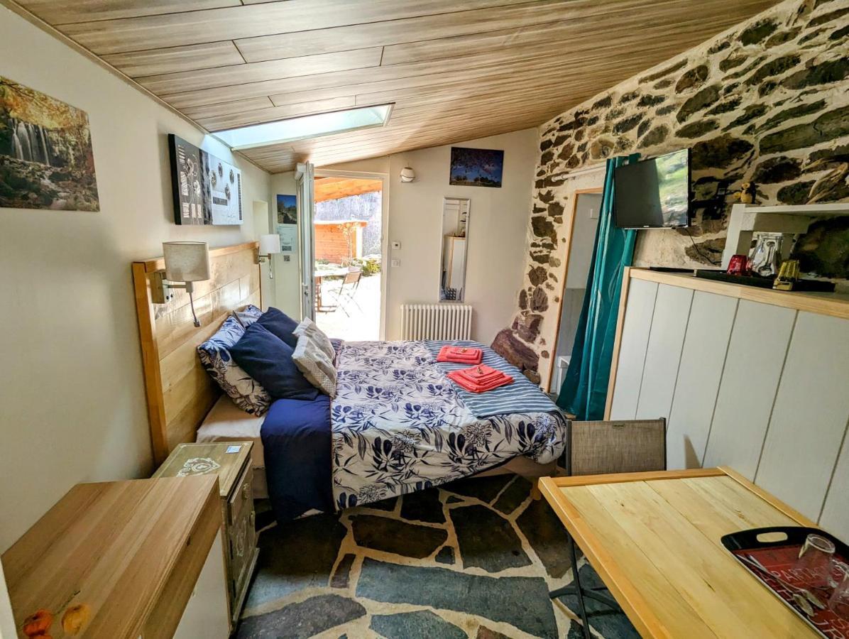 Chambres D'Hotes Le Lepadou-Bas Saint-Chély-dʼAubrac Kültér fotó